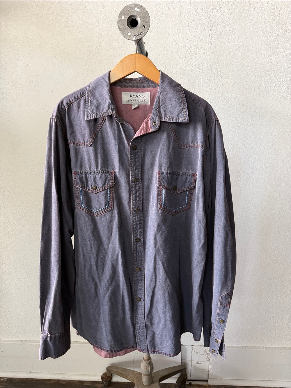 Ryan Michael Western Pearl Snap Size XL - Picture 2 of 3